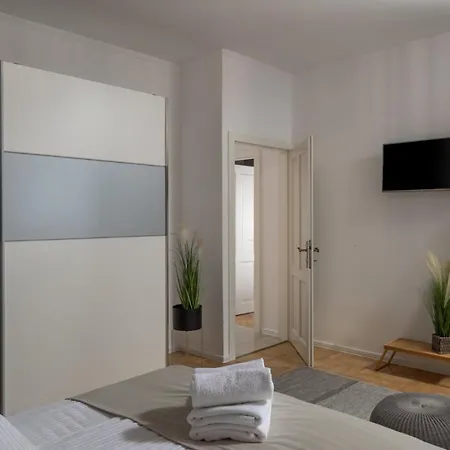 Διαμέρισμα Adriatic, Chiara With Swimming Pool, Children Playground And Gameing For Adult *