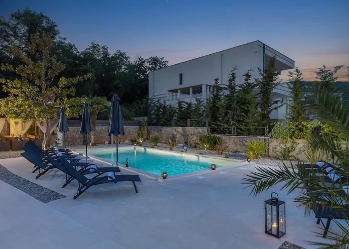 Adriatic, Chiara With Swimming Pool, Children Playground And Gameing For Adult Apartamento *