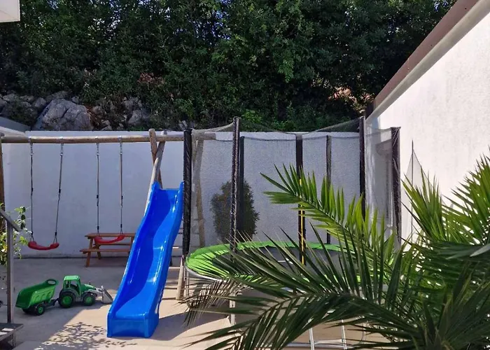 Appartamento Adriatic, Chiara With Swimming Pool, Children Playground And Gameing For Adult Ičići